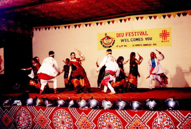 folk dance festival - daman