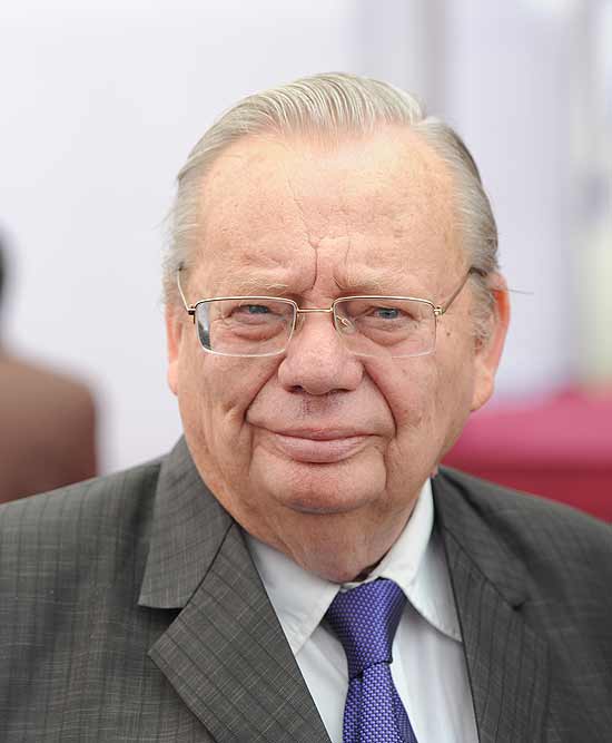 Who Is Ruskin Bond Career Incredible Author Family