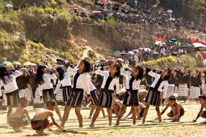 traditional dance in mim kut festival