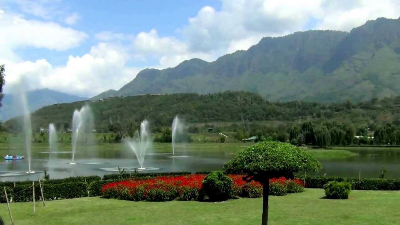 Jawaharlal Nehru Memorial Botanical Garden in Srinagar