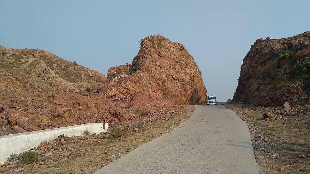 Dashrath Manjhi road